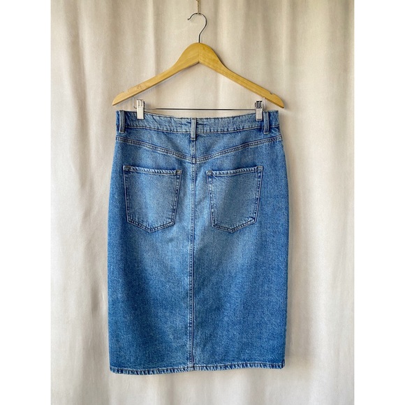 Dynamite Light/Mid Denim Wash Slit Pencil Skirt - Picture 5 of 6